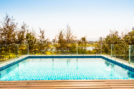 Cost of Glass Pool Fence Repair in West Palm Beach, FL